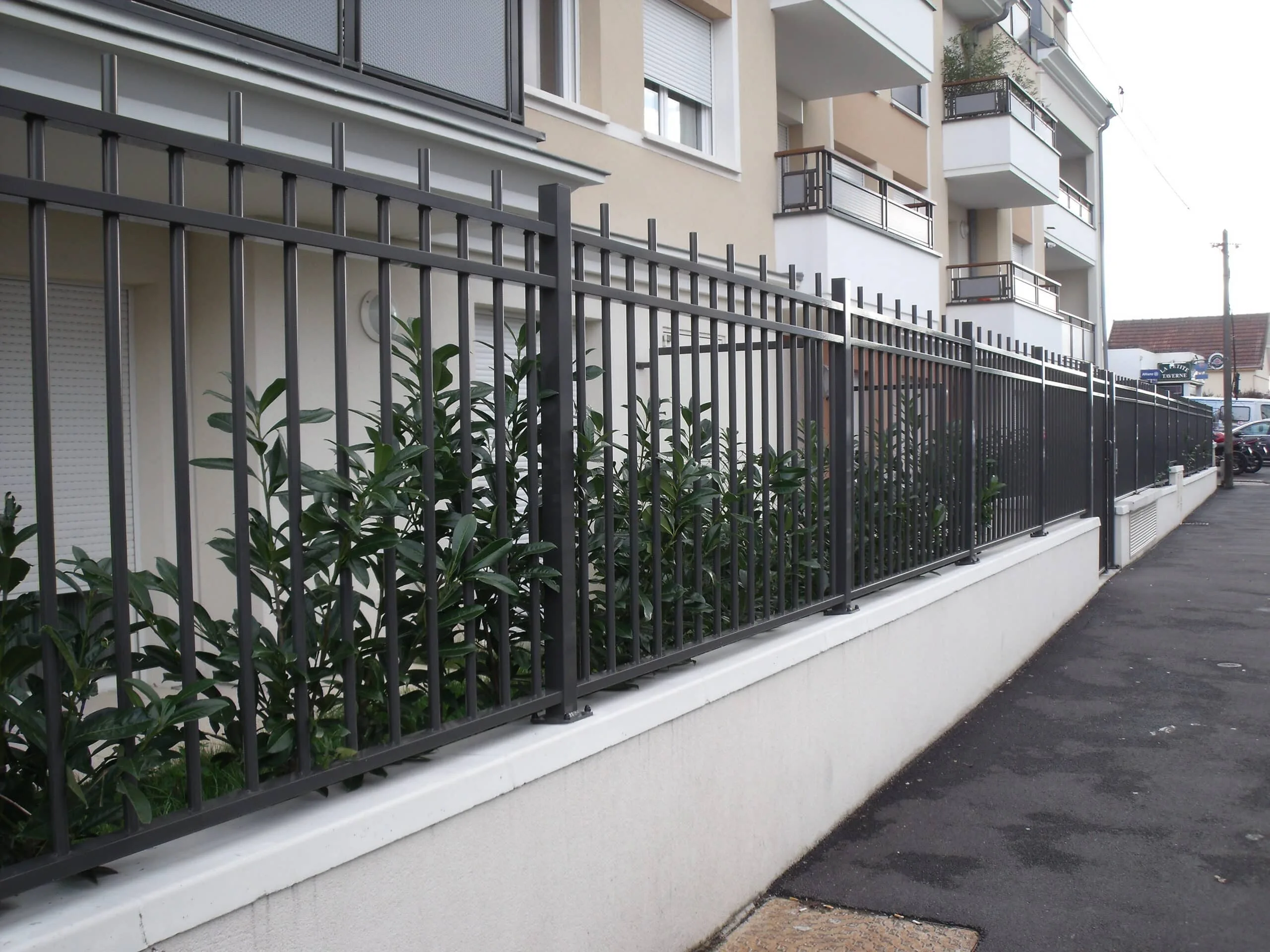 Belleville - Photo 2